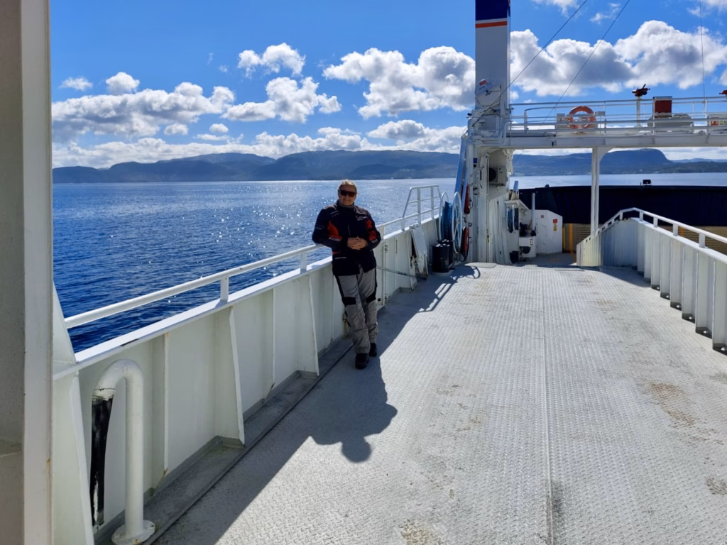 Ami auf der Fähre Norwegen
