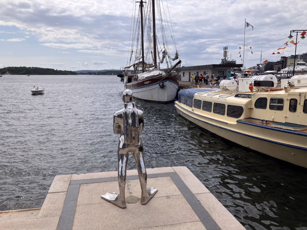 Oslo Taucher am Hafen