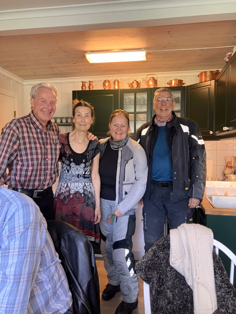 Sonntag bei Kurt und Tis Kvikne Norwegen