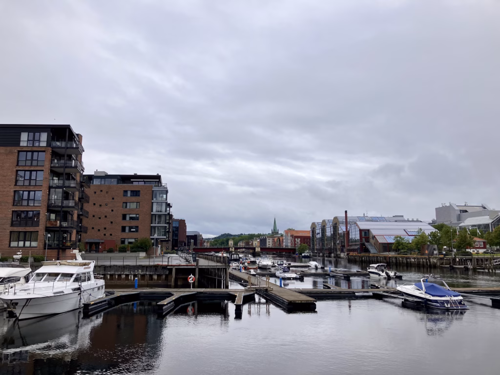 Nidelva Viertel Trondheim Norwegen